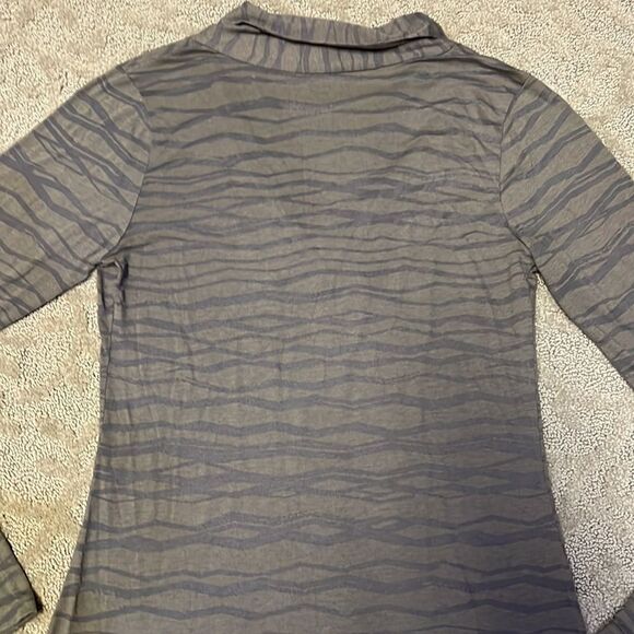 Lucy Women’s SP Leopard Print Sheer Long Sleeve Pullover for a Light Fall Layer - Picture 9 of 10